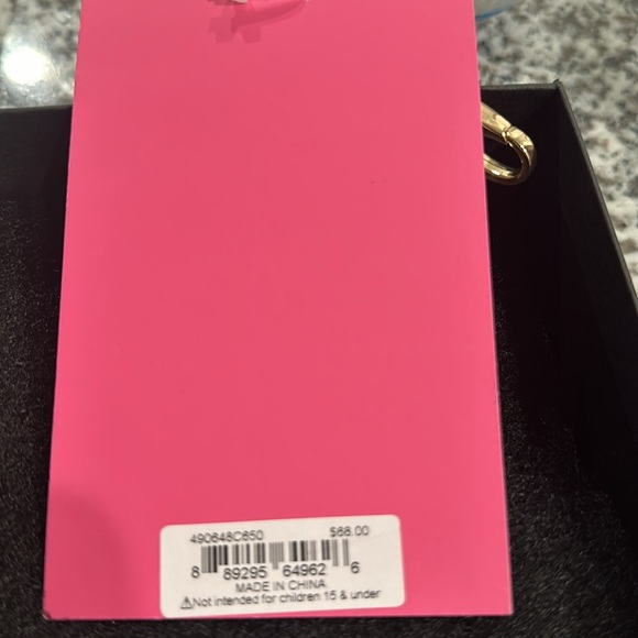 NIB Betsey Johnson Crystal Giant Pink Resin Gummy Bear Handbag Charm - Picture 5 of 5